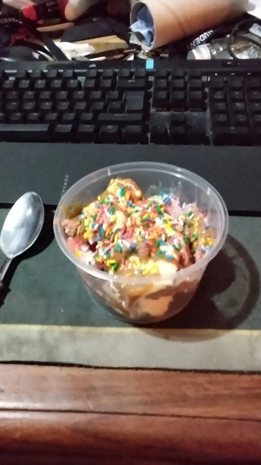 ai character: ice cream  background