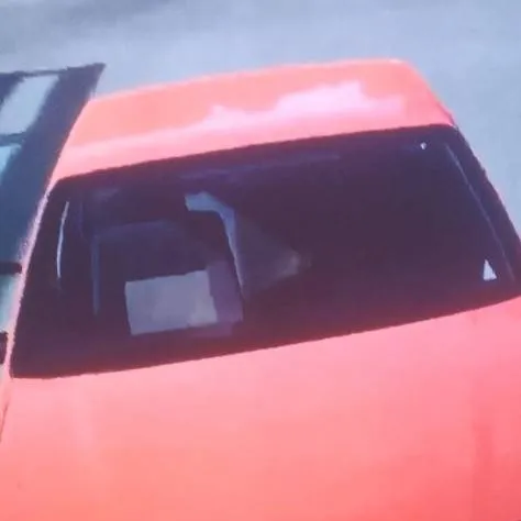 chat with ai character: crazy sedan 