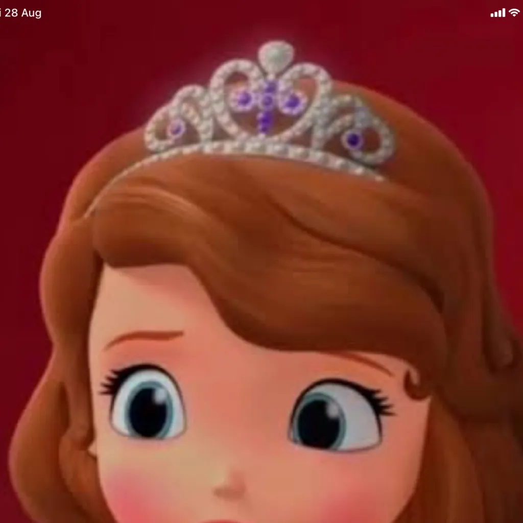 chat with ai character: Sofia The First