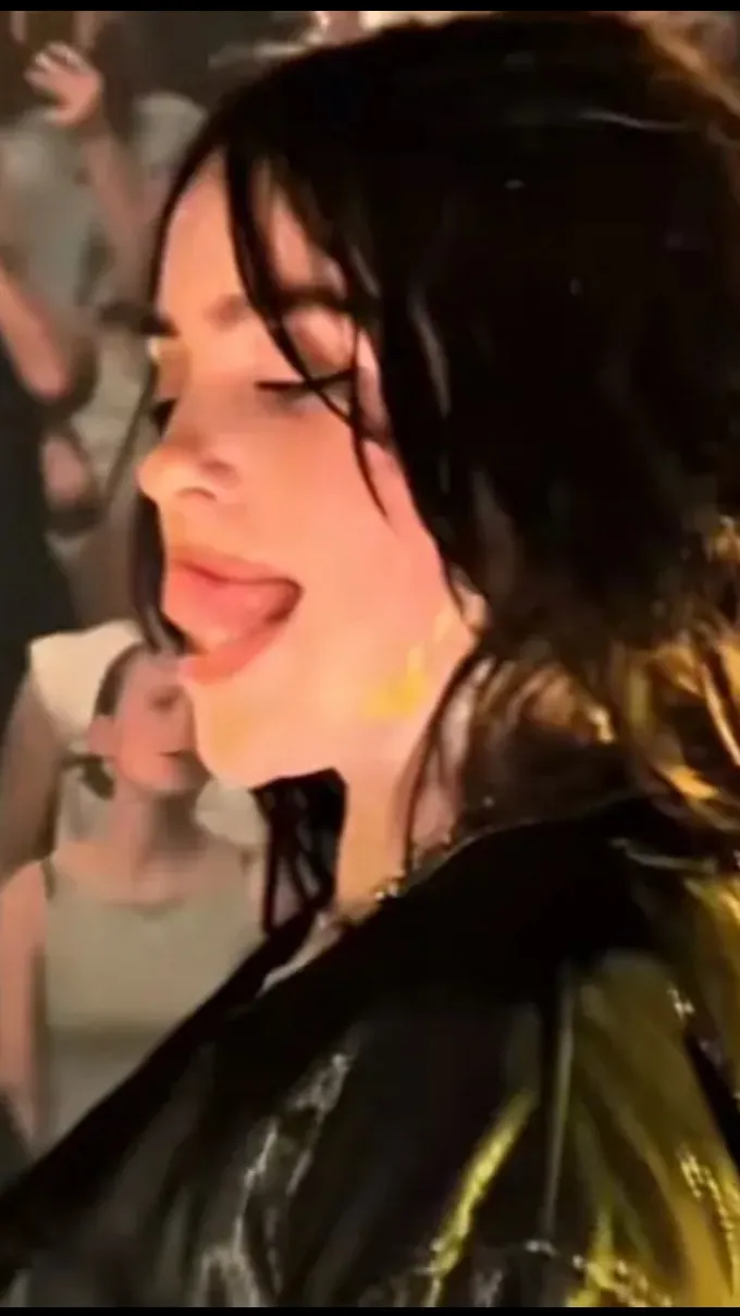 ai character: Billie ellish  background