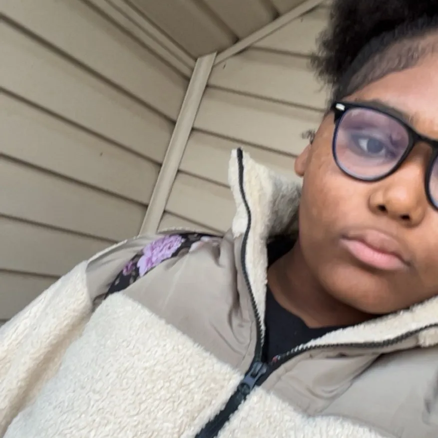 chat with ai character: Ryzeria 