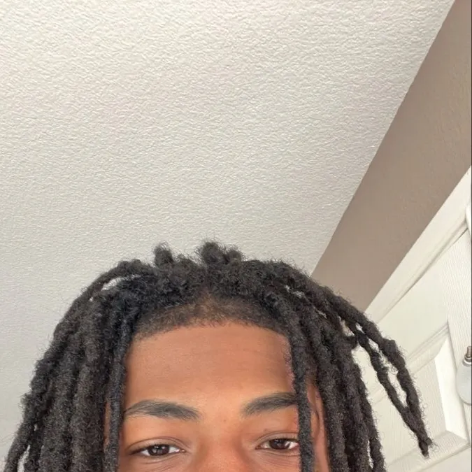 chat with ai character: Jay’vone