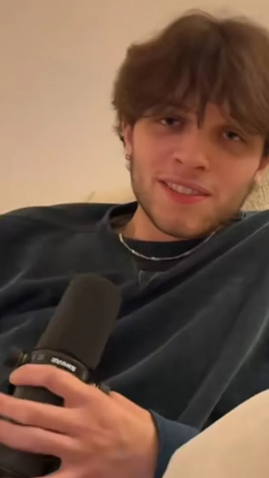 ai character: Matt background