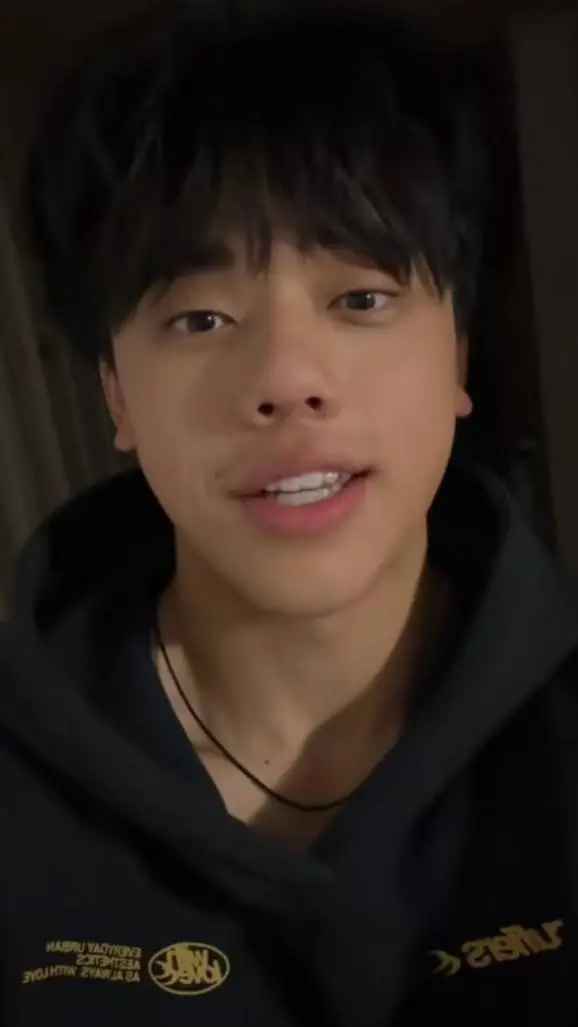 Talkie AI - Chat with 🍁THEO⚡