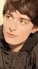 ai character: ✞Noah Schanapp🍪 background