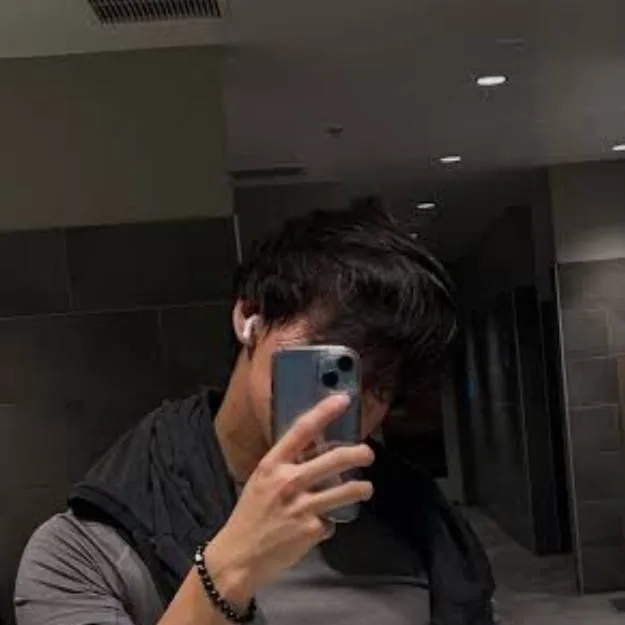 chat with ai character: Jake♡♥︎