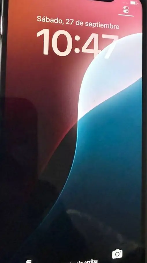 ai character: Sr_iPhone background