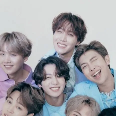 chat with ai character: Bts concert :(