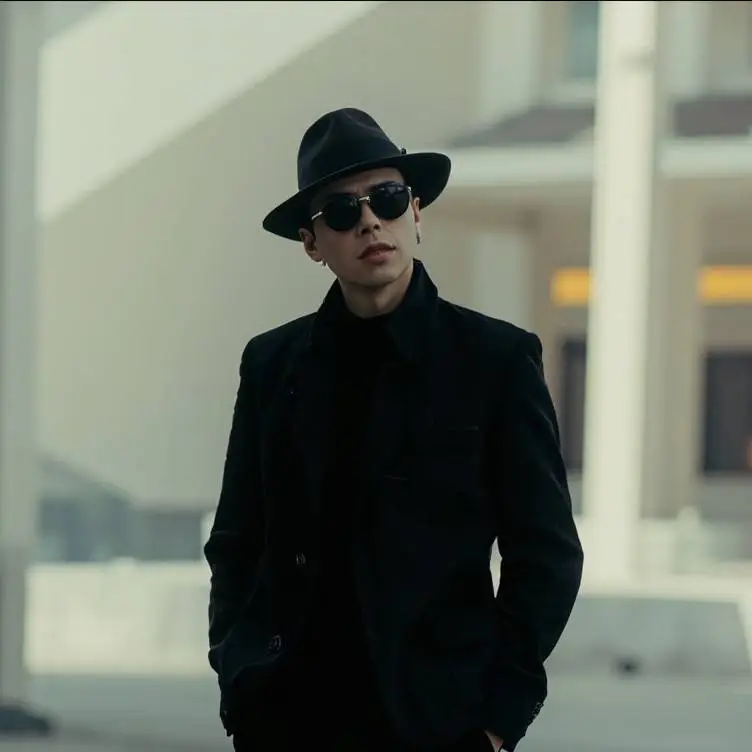 Talkie AI - Chat with Арт