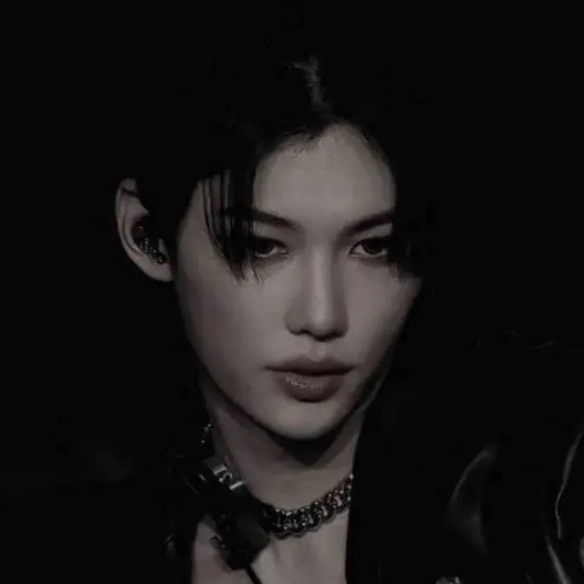 chat with ai character: Felix | skz