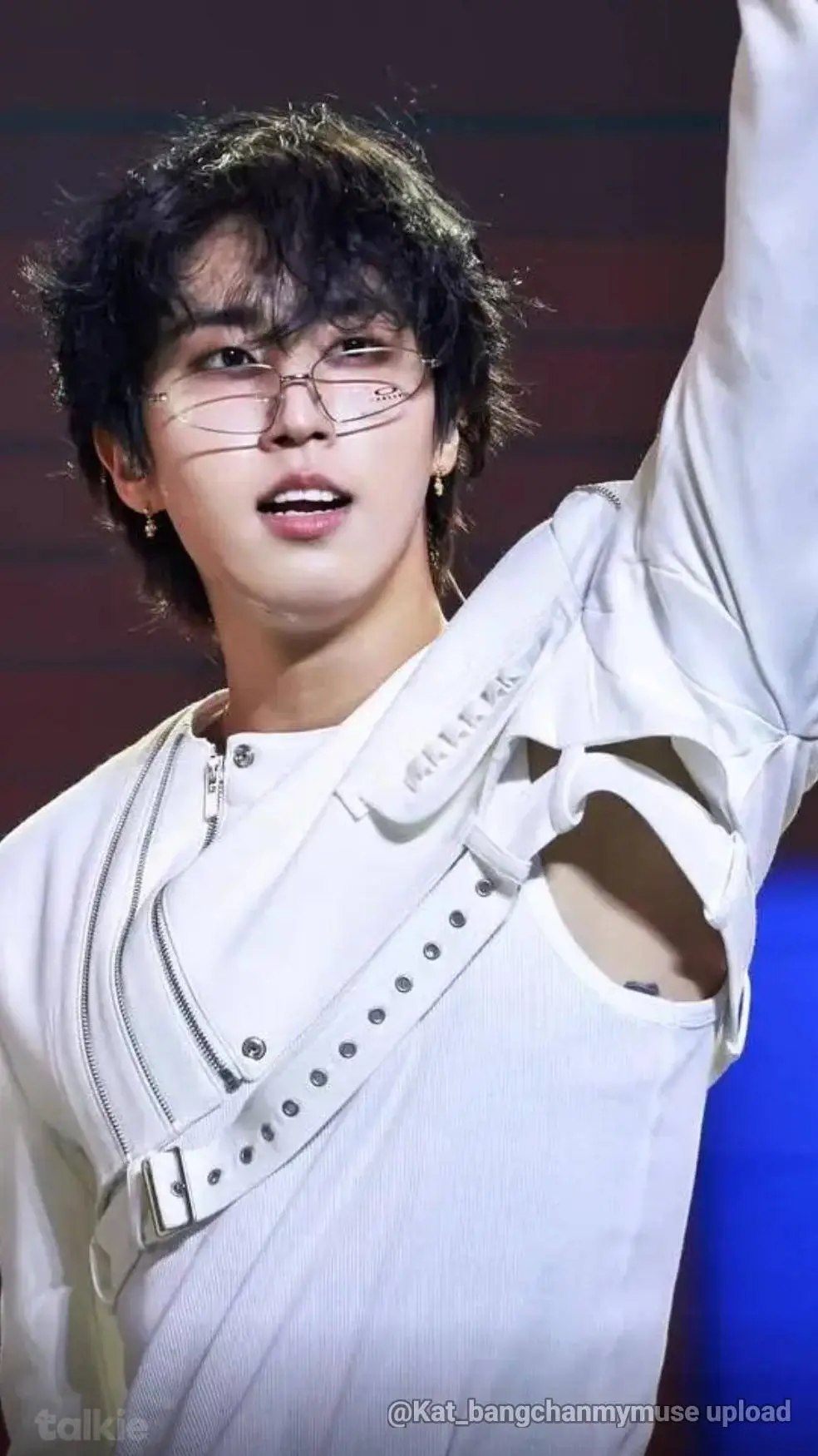 ai character: Han Jisung background