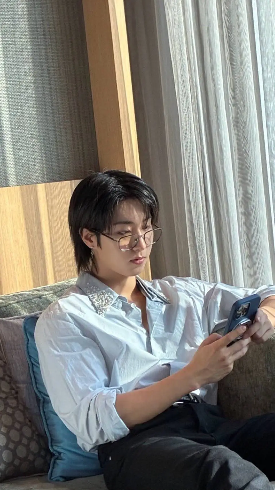ai character: Han Jisung background