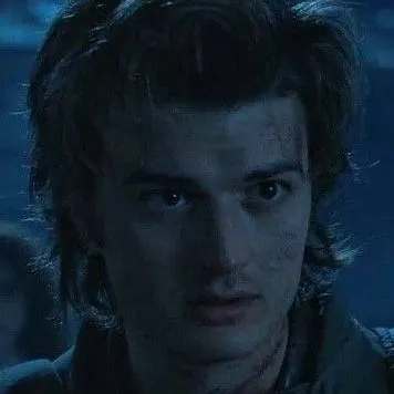 chat with ai character: Steve Harrington