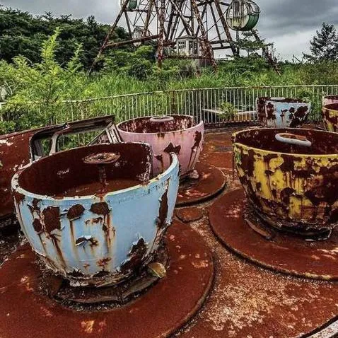 chat with ai character: apocalipsis zombie