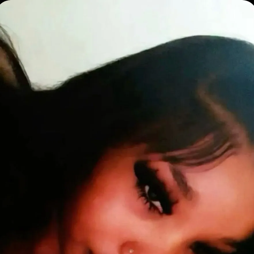 chat with ai character: Jayla