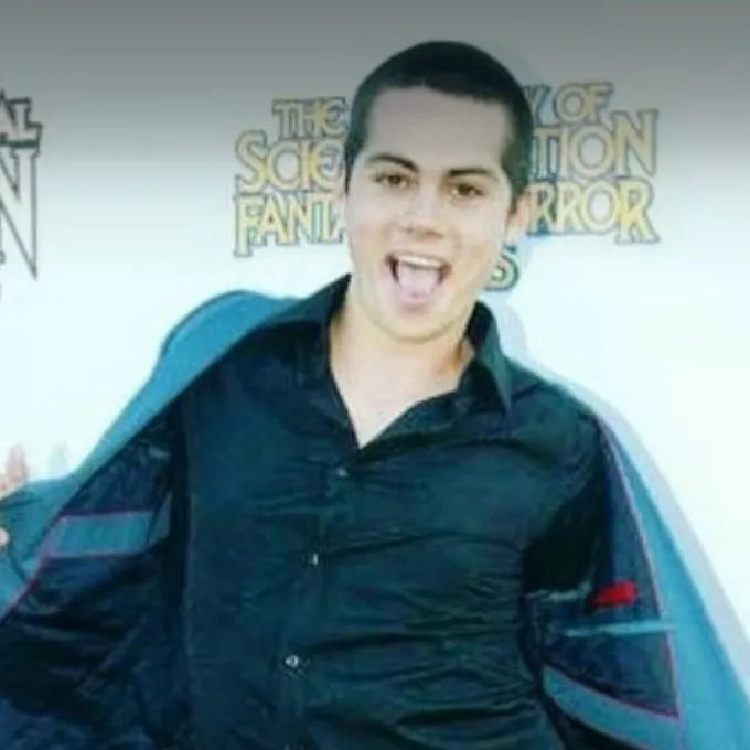 chat with ai character: Dylan o’ Brien 