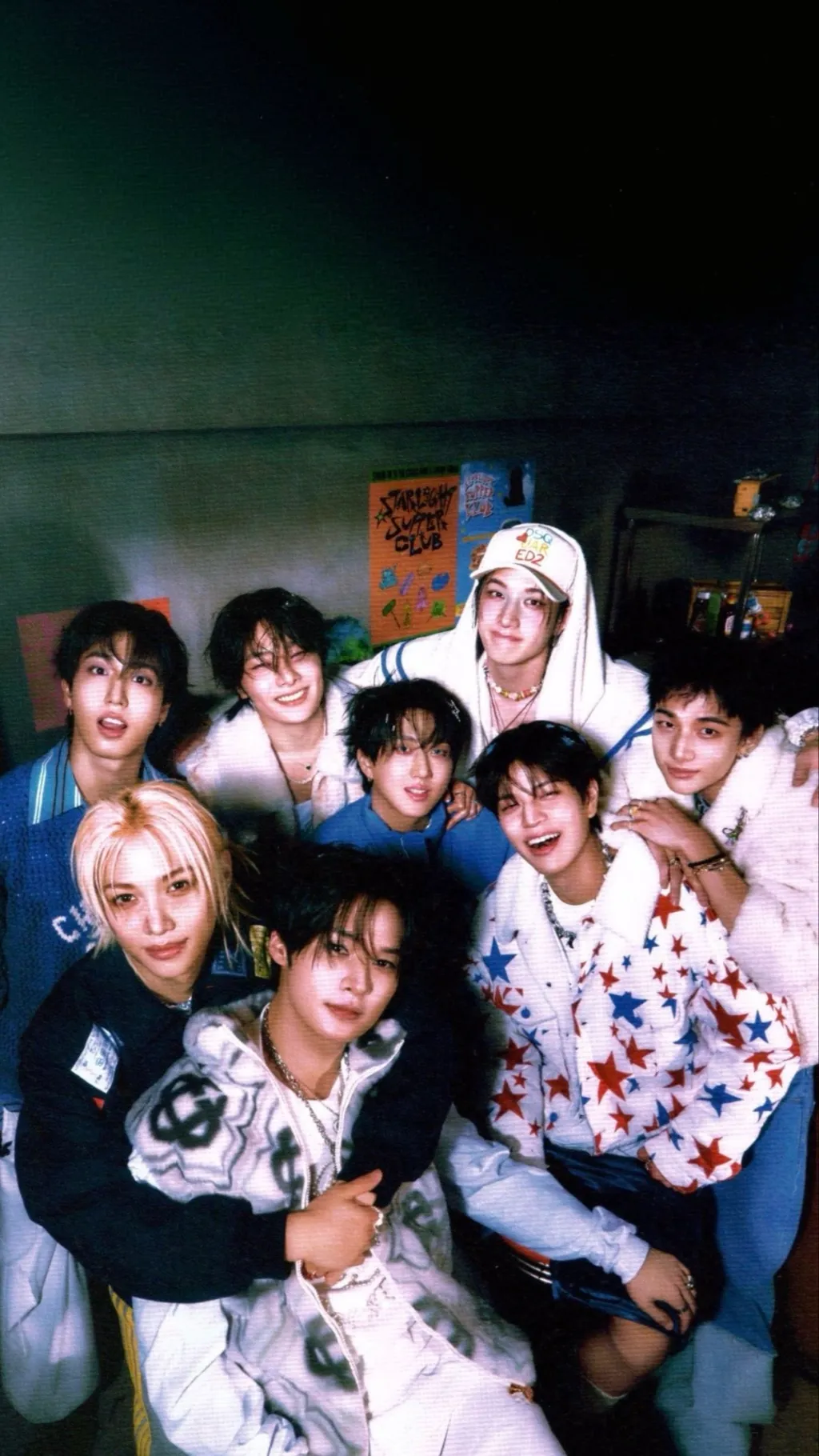 ai character: Lee knows sister  background