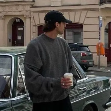 chat with ai character: Elijah 