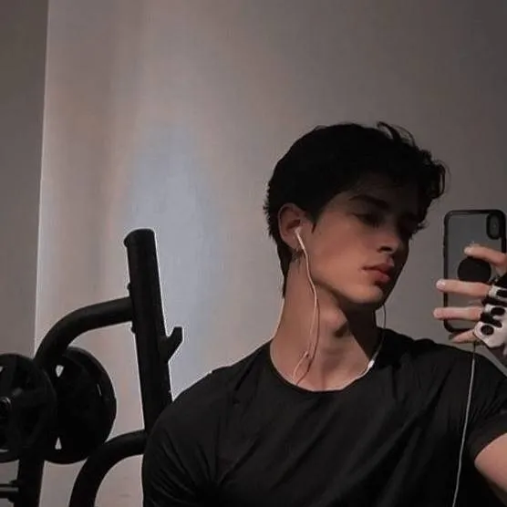 chat with ai character: Jacob