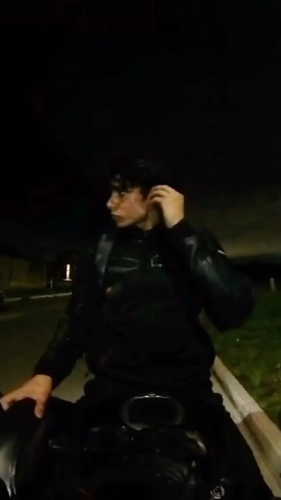 ai character: Miles background