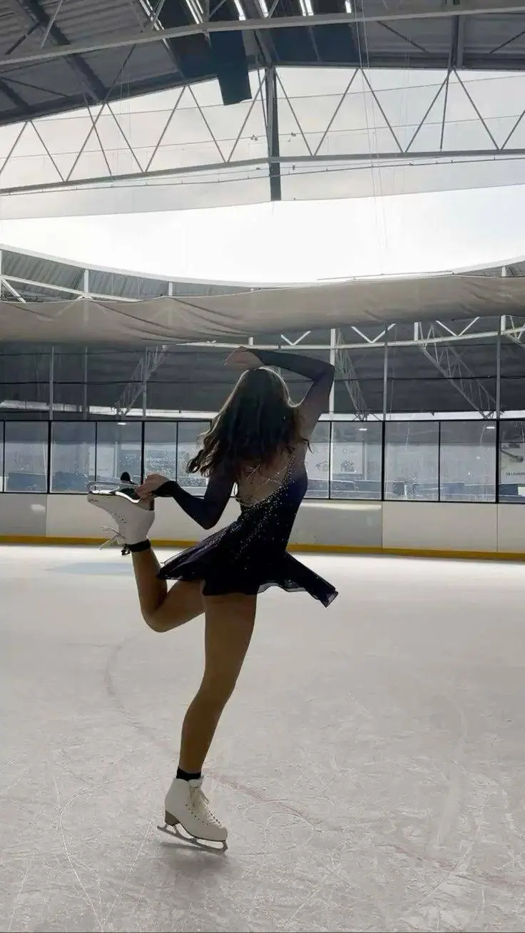 ai character: -ST Cast Skating- background