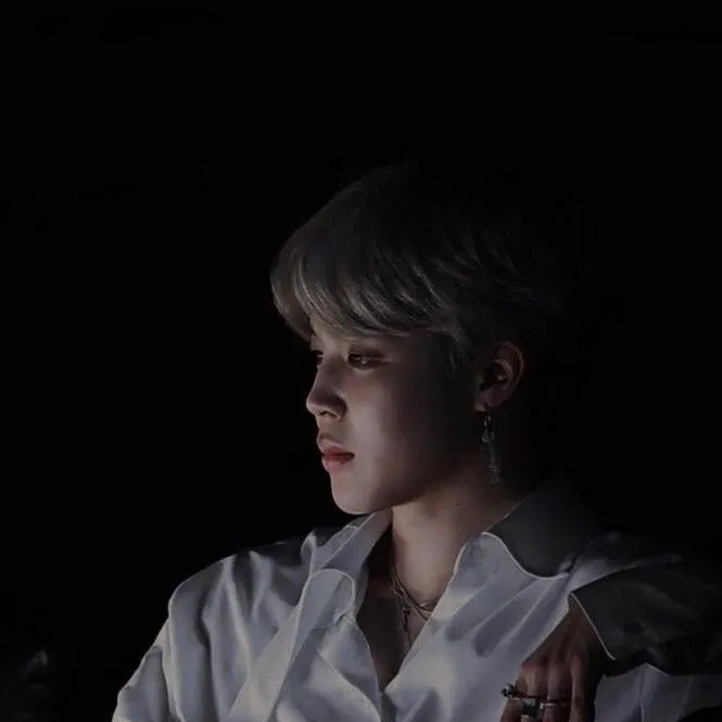 chat with ai character: Park Jimin 