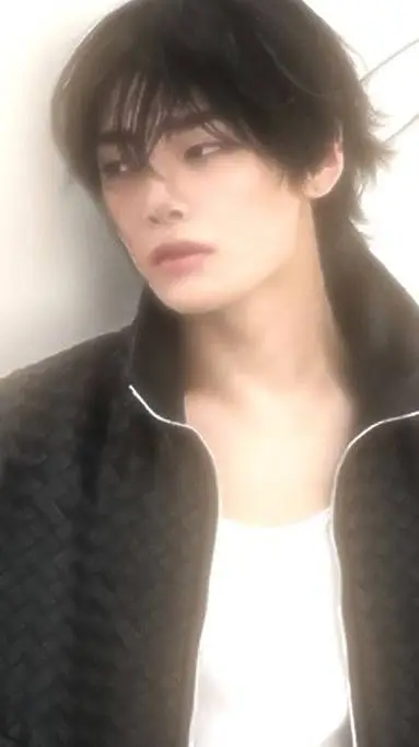 ai character: Stray Kids Airport background