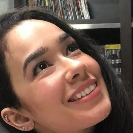 chat with ai character: AJ LEE