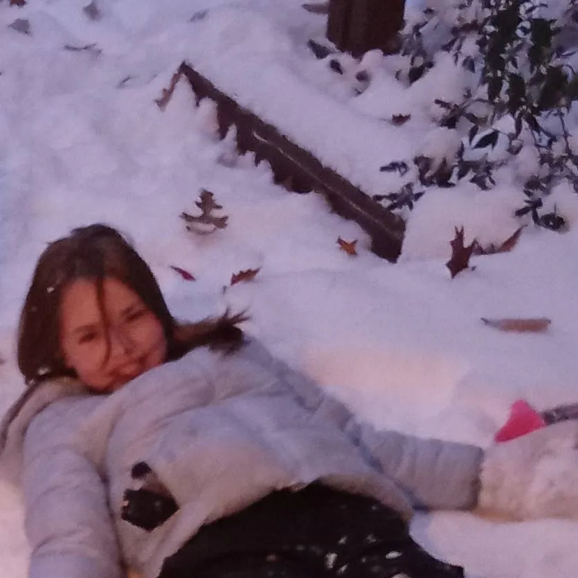 chat with ai character: Kiersten