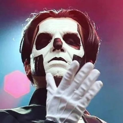 chat with ai character: Terzo 