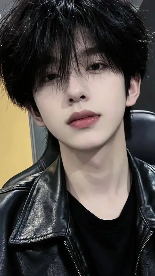 ai character: han jim  background