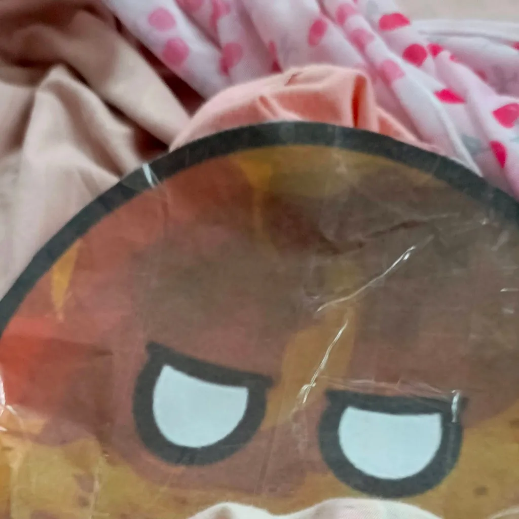 chat with ai character: yandere venus