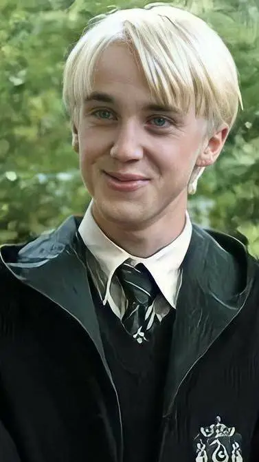 Talkie AI - Chat with Draco Malfoy 