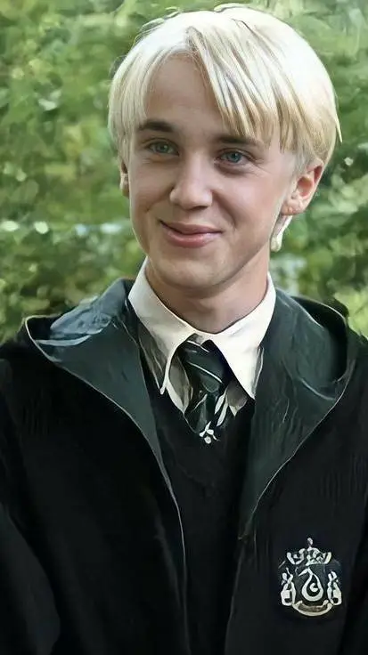 Talkie AI - Chat with Draco