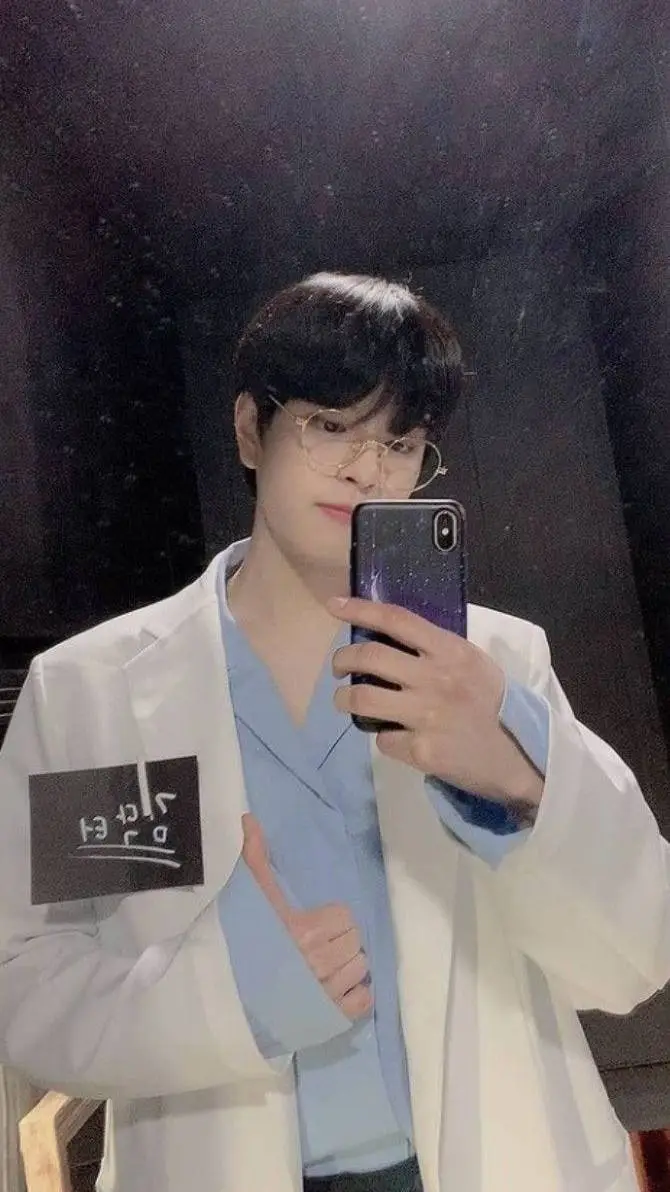 Talkie AI - Chat with "nurse" - skz