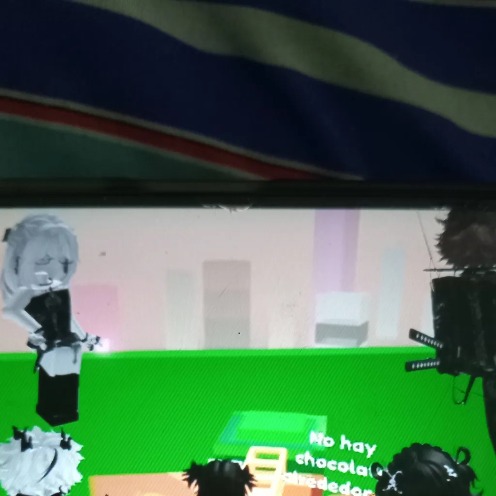 chat with ai character: eres tocino