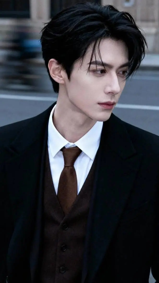 ai character: Гу Чен Зе background