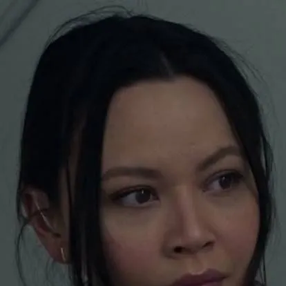 chat with ai character: riley reed/ lucy 