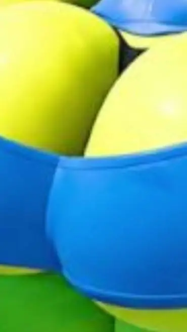 ai character: Thicc legogirl 2 background