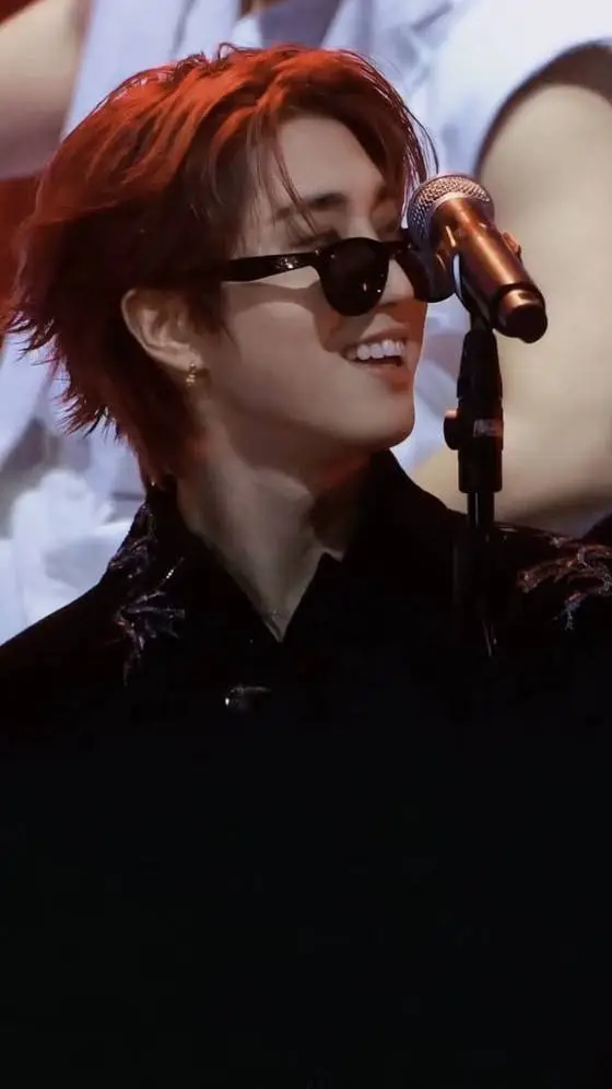 ai character: Annoyingly yours  background