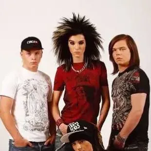 chat with ai character: tokio hotel 