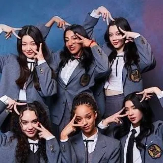 chat with ai character: katseye 