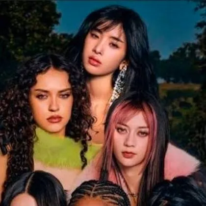 chat with ai character: katseye 