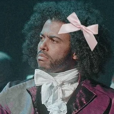 chat with ai character: HAMILTON LIVE