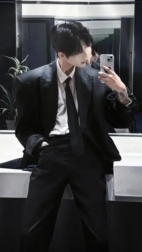 ai character: Jonathan (husband) background