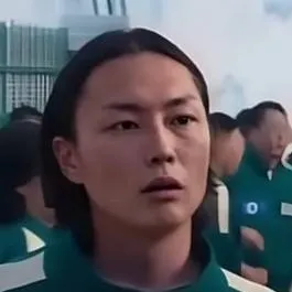 chat with ai character: player 124