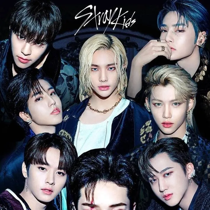 chat with ai character: stray kids 