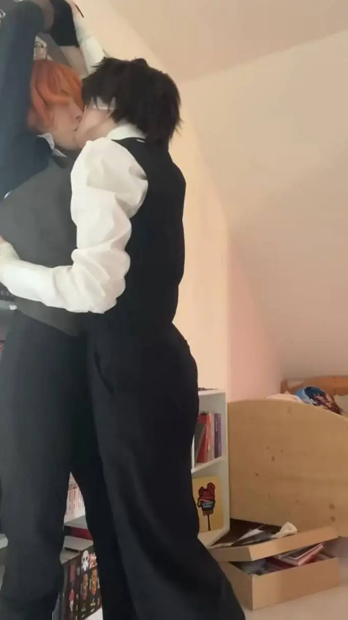 ai character: Theo background