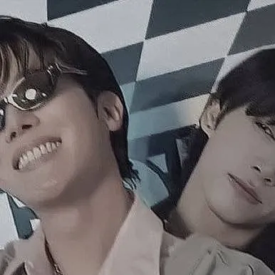 chat with ai character: Jk x J-hope