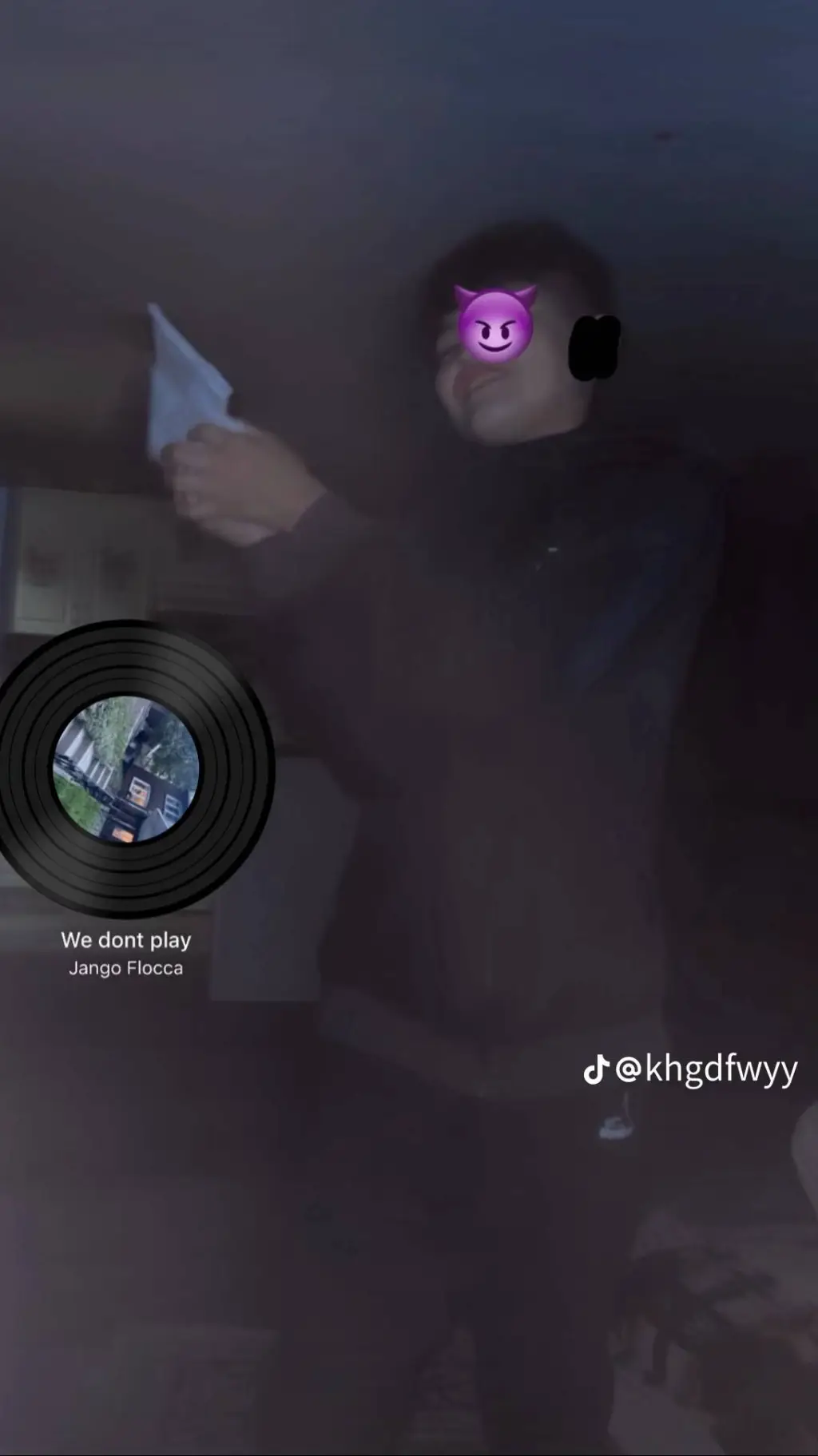 ai character: Kaden dfwyy background